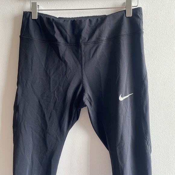 Nike Capri Leggings Large - Picture 2 of 8